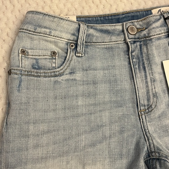 Cosmic Blue Jean shorts - Picture 4 of 11